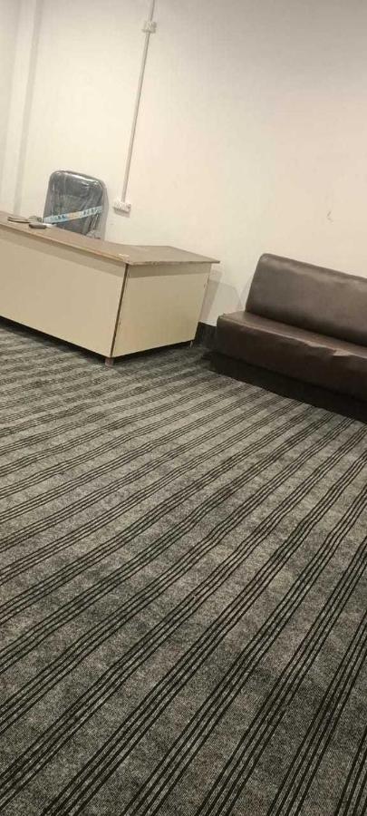Oyo Golden Inn Hotel Мірут Екстер'єр фото